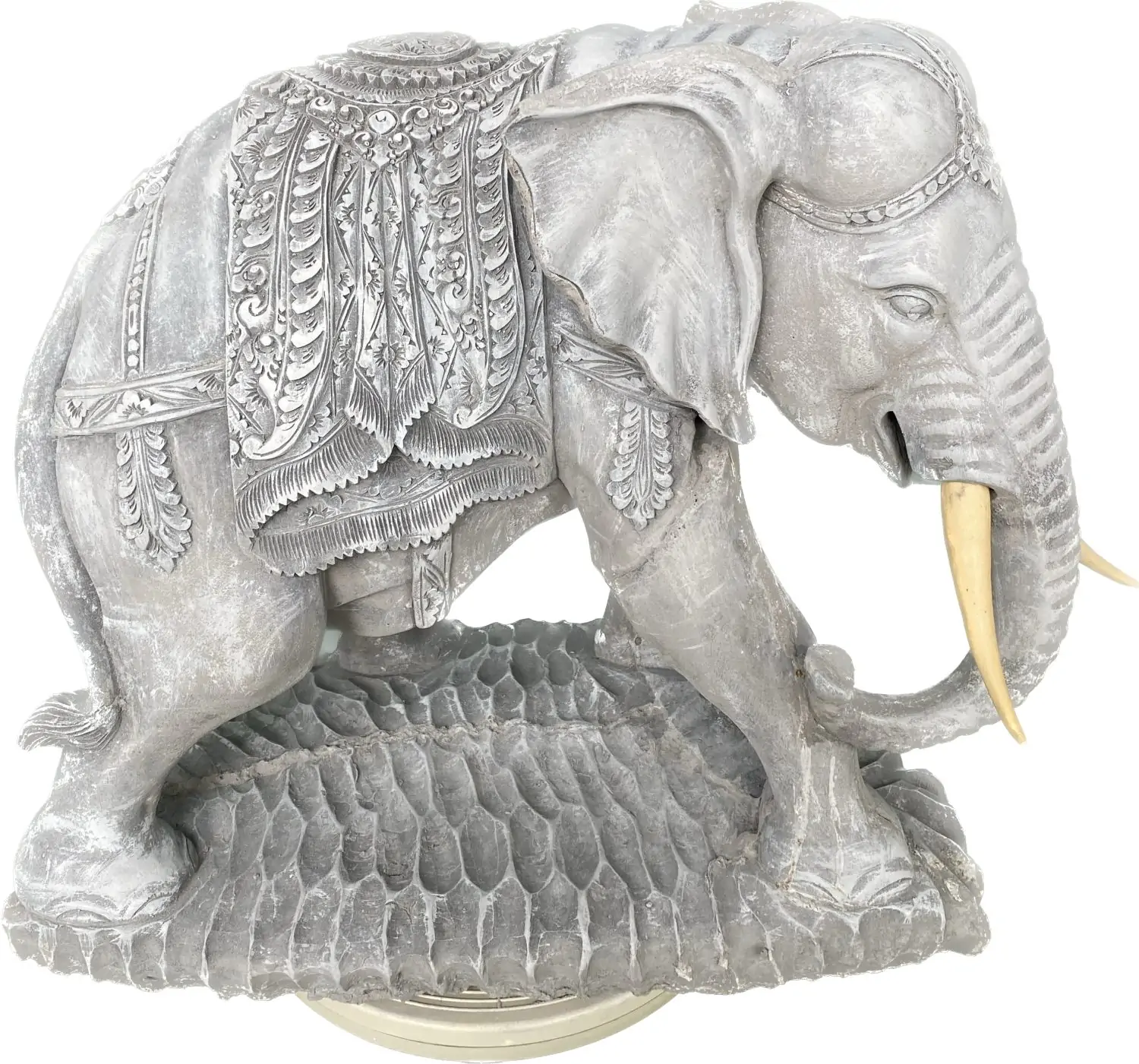 Artikelbild 3 des Artikels “Avan - Elefant mit Decke, Blick rechts, 63 cm L | Steinguss “